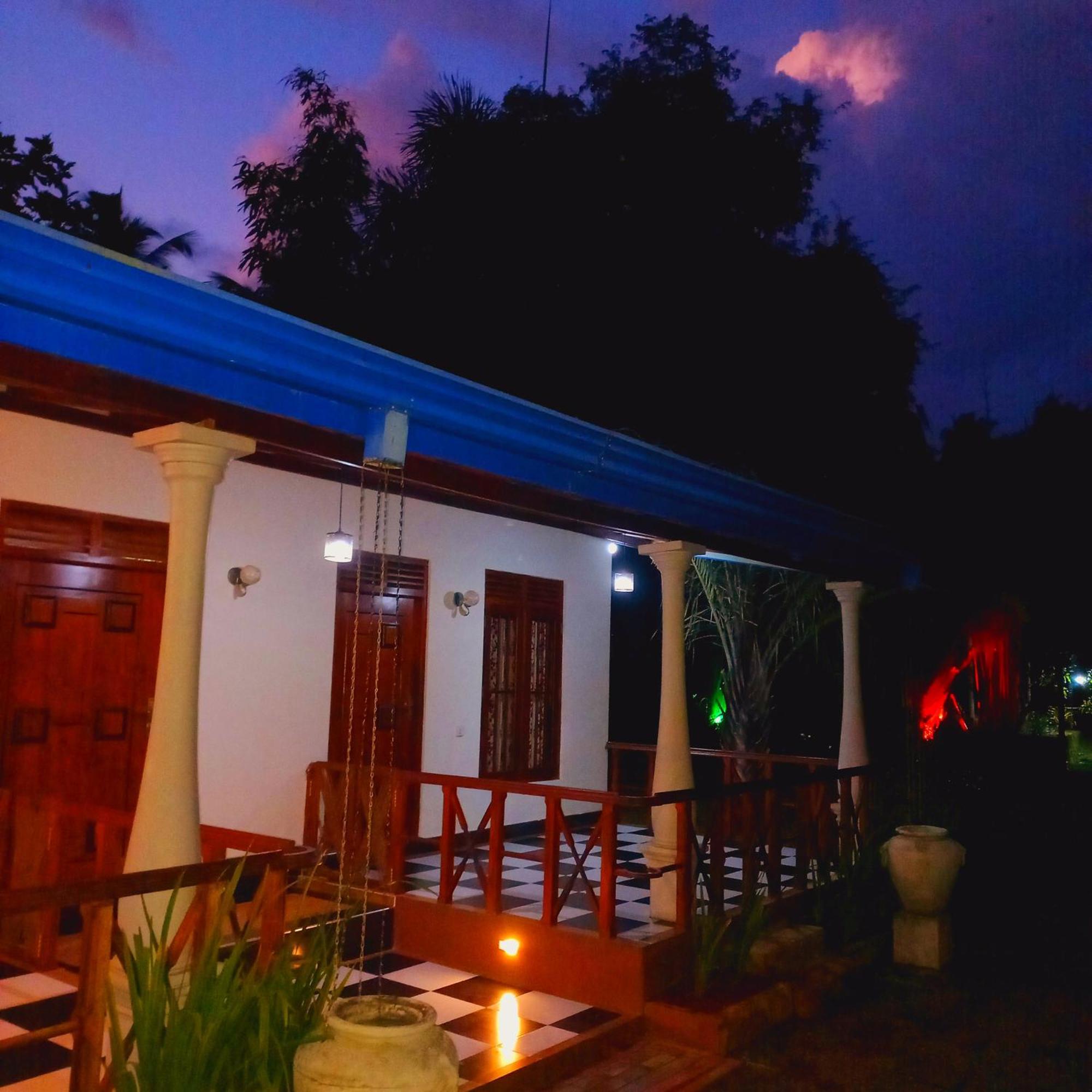 Hotel Avian Garden Udawalawe Exterior foto